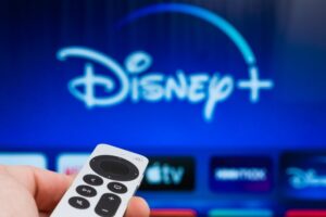 Disney+ zwiększa cenę, ale przed podwyżką oferuje niesamowite promocje