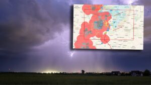 Noc pełna wydarzeń: Burze nad Polską i szczyt Rady Europejskiej – najważniejsze informacje