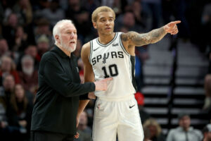 Planują uhonorować ikonę NBA. Był szkoleniowcem Sochana