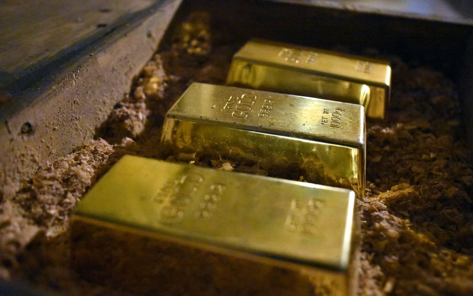 Możliwy wzrost cen złota: czy za kilka miesięcy uncja osiągnie poziom 4000 dolarów?