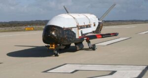 USA: Tajemniczy X-37B - Co nowego w jego najnowszej misji kosmicznej?