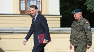 Sikorski: Skuteczne wobec Rosji są wyłącznie najbardziej zdecydowane działania