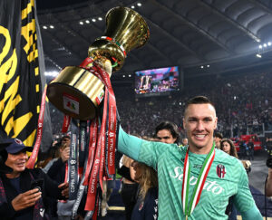 Matty Cash kontra Łukasz Skorupski – Kto okaże się lepszy w polskiej rywalizacji? Typujemy wygraną o 510 PLN!