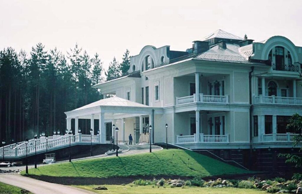 Rezydencje Putina: w tych miejscach się izoluje i spotyka z gośćmi. Coraz większy strach i narastająca paranoja rosyjskiego przywódcy