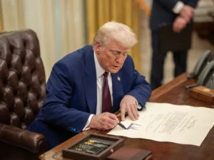 Historyczny przełom w USA: Podpis Trumpa zakończył rekordowo długi paraliż rządu