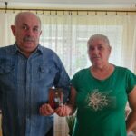 Oto kilka propozycji unikalnego tytułu, oddających sens oryginału:

1. Obiecująca kariera przerwana tajemniczym zniknięciem. Sprawa zaginięcia Justyny Zawadzkiej
2. Jej talent rokował na mistrzostwo, potem przepadła bez śladu. Zaginiona Justyna Zawadzka
3. Miała przed sobą sportową przyszłość – nagle zniknęła. Co się stało z Justyną Zawadzką?
4. W drodze po tytuł mistrzyni zaginęła bez śladu. Historia Justyny Zawadzkiej
5. Zniknięcie Justyny Zawadzkiej: z potencjalnej mistrzyni w tajemnicę bez odpowiedzi